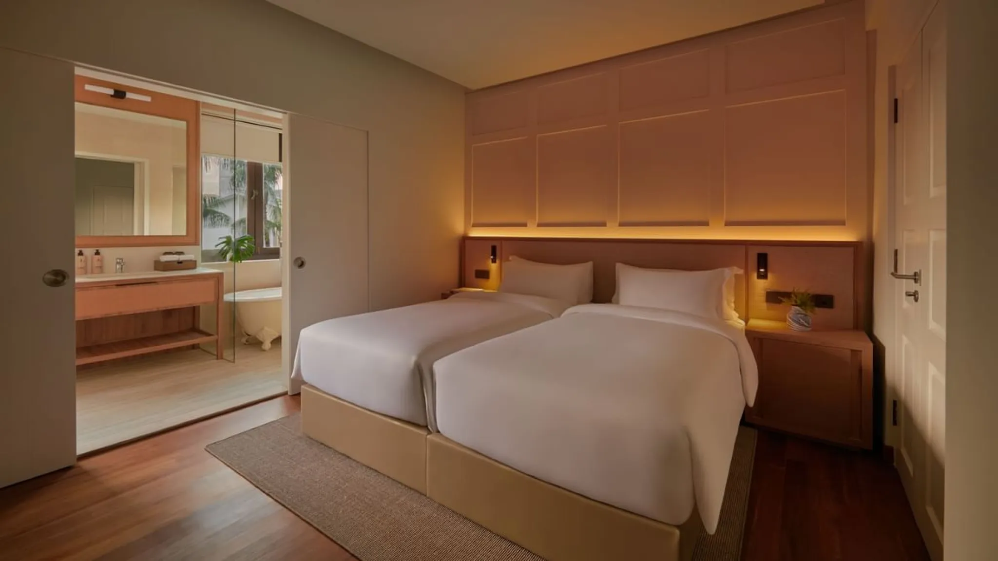 verandah suite twin bedroom